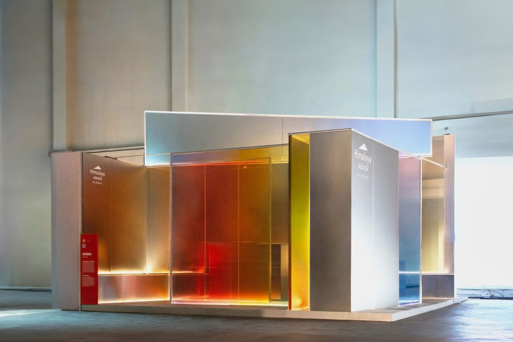 Himalaya Abadi Glass