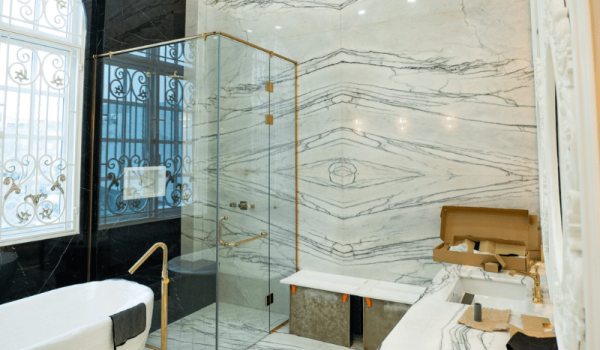 Jasa pemasangan marmer untuk interior & eksterior di Aceh oleh Nusantara Steel, hasil elegan dan berkualitas.