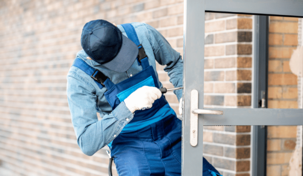 Jasa Pemasangan Pintu & jendela Aluminium Alphamax